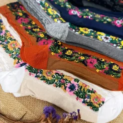 Audrey Vintage Floral Socks - Several Colrs