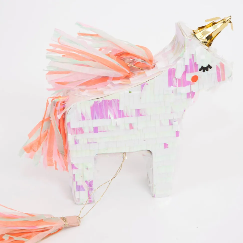 Unicorn Piñata Favor